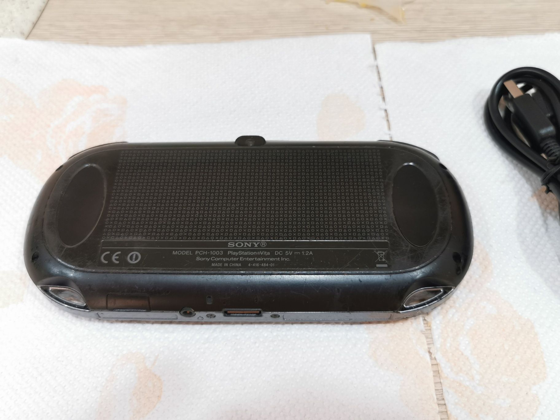 PSvita модел PCH-1003
