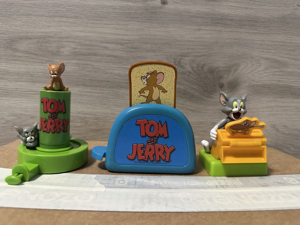 McDonald’s / KFC играчки