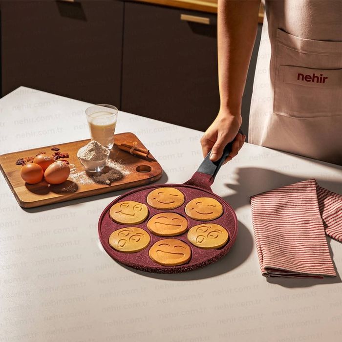 Тиган за Pancakes Палачинки  с Емоджита 27см 
Алуминиево Незалепващо П