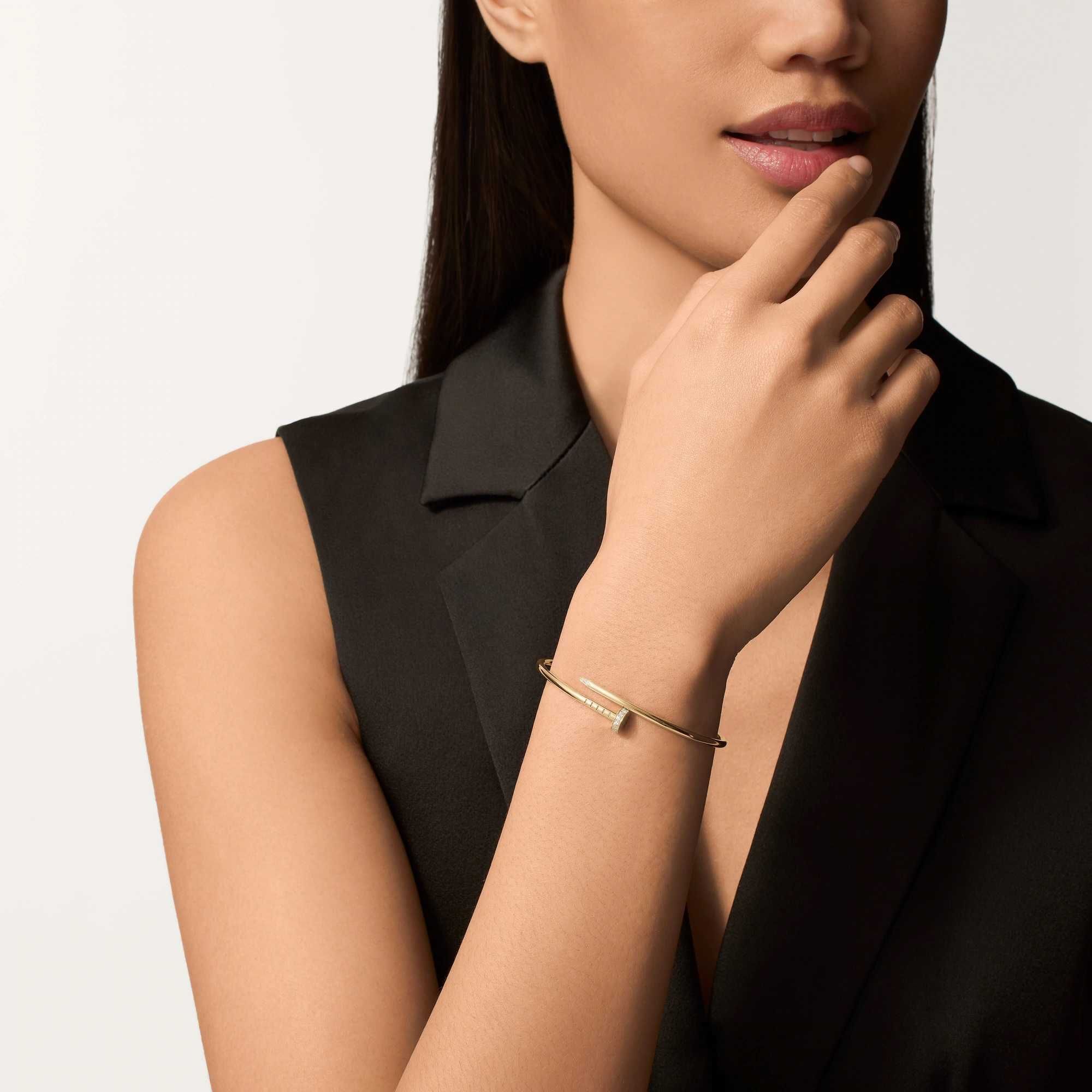 CARTIER Nail Juste un Clou Small Thin Gold Diamonds Гривна Пирон