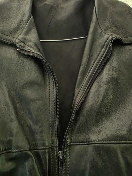 Haina piele dama culoare neagra, stare impecabila