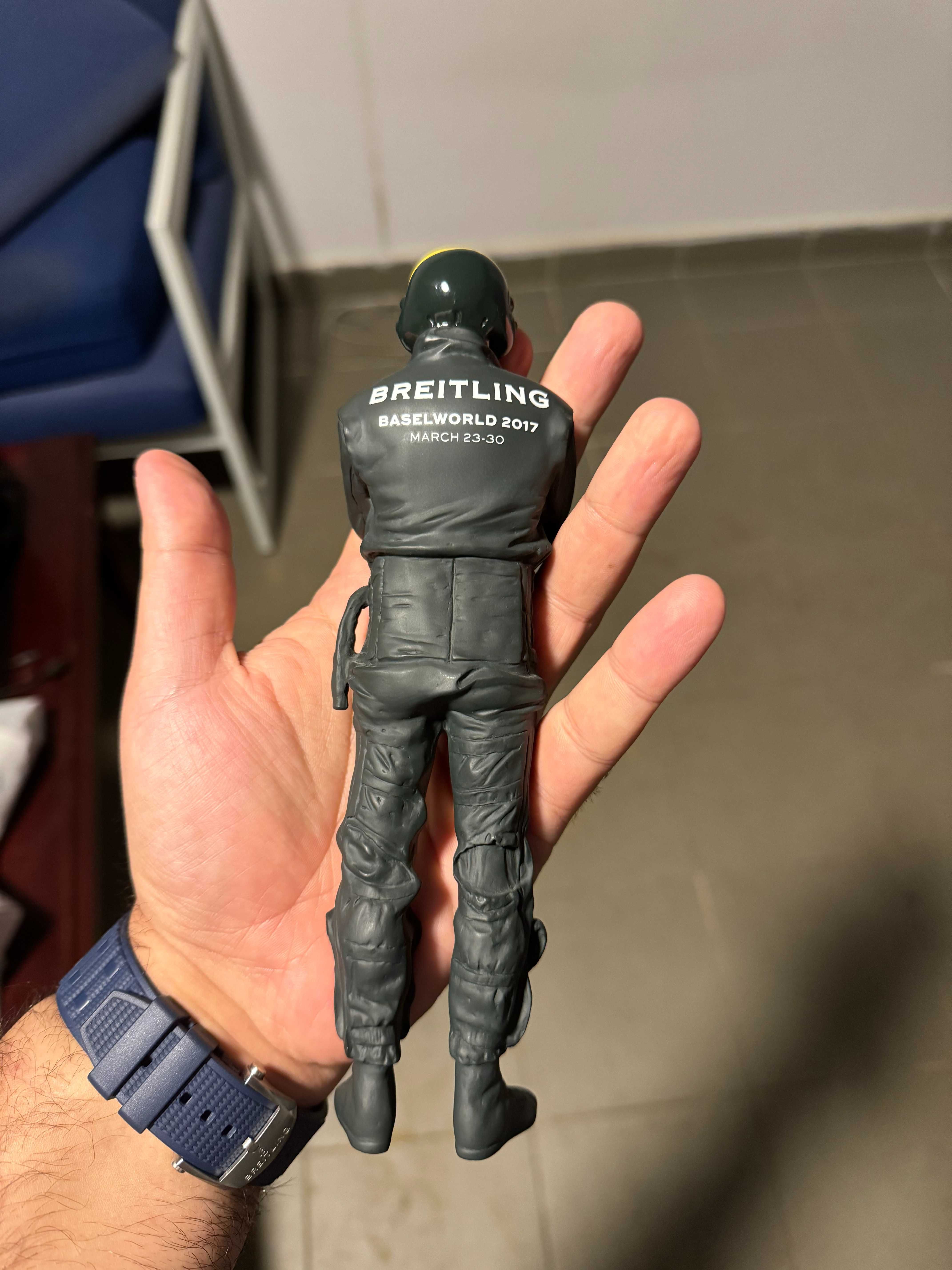 Figurina Breitling  Jet team pilot BaselWorld 2017 foarte rara