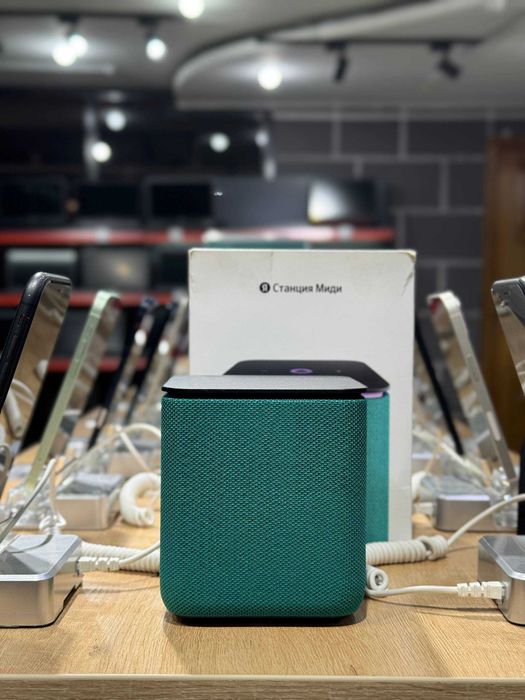 Умная колонка Яндекс Алиса станция Миди