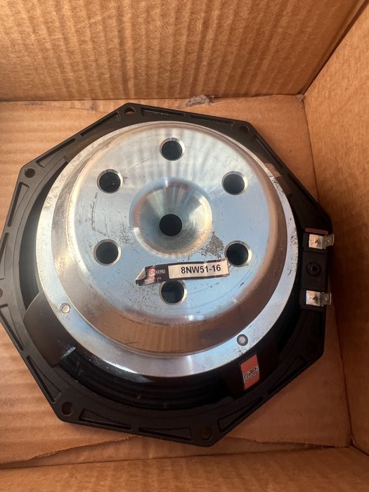 Difuzoare B&C 8NW51-16 ohm