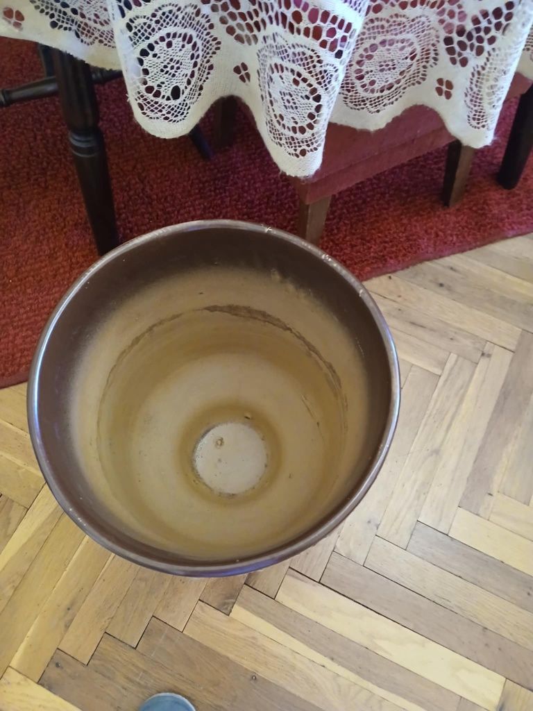 Керамична саксия