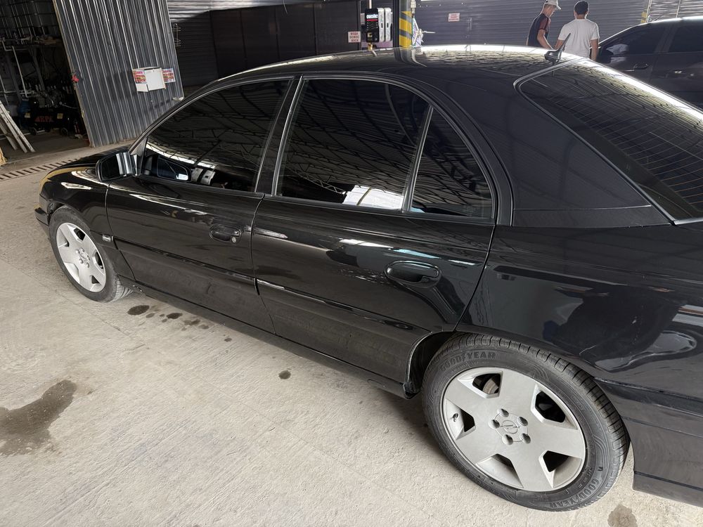 Opel omega 2.5 turbodiesel
