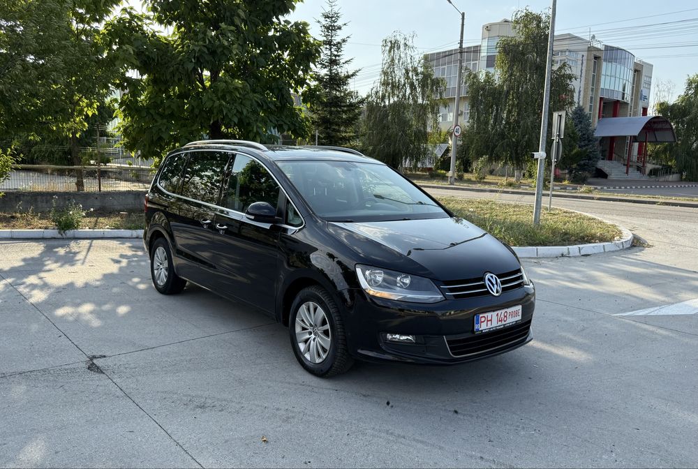 Volkswagen Sharan , 2011, 7 locuri , Usi electrice  ,Carte Service!!!