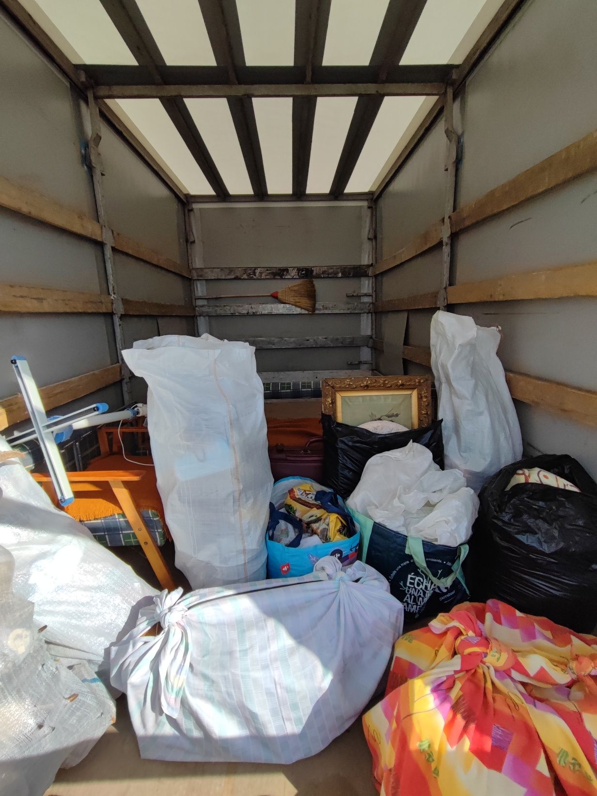 Debarasări, Relocări, Mutări, Transport, Manipulați
