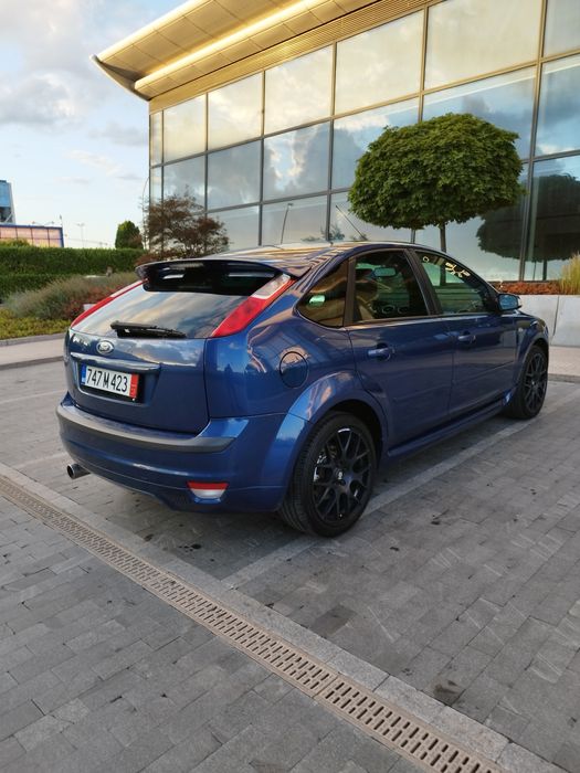 FORD FOCUS, ST пакет, TITANIUM, джанти SPARCO
2.0 бензин, 145 к.с, 5-с