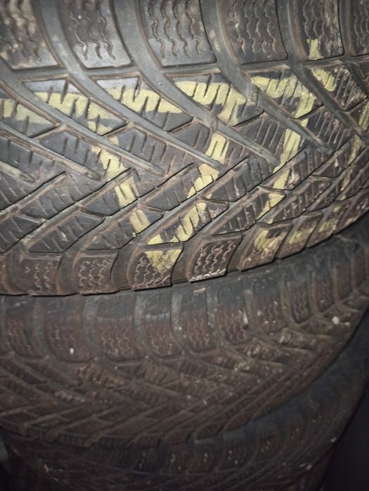 195/65/15  M+S Pirelli 4 бр