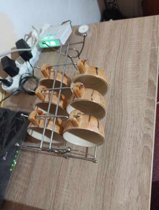 6 cani ceramice 20 de lei