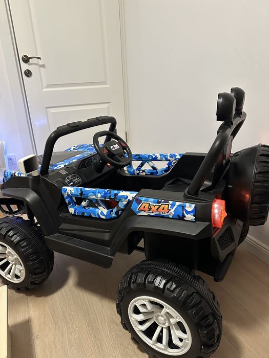 Masina 4x4, electrica pentru copii cu telecomanda
