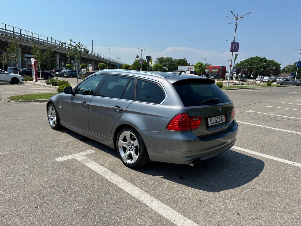 BMW 320i 150 cp Lifestyle 2012 Navi Bi Xenon Piele Angel Eyes German