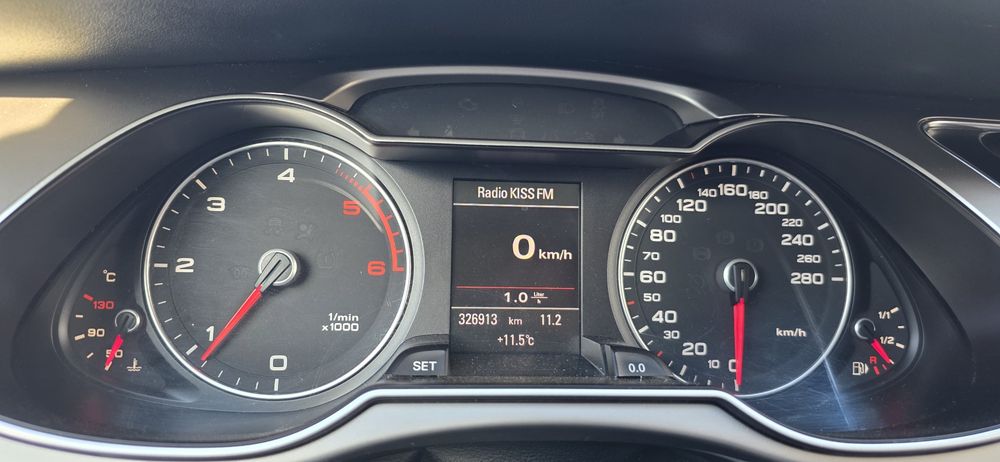 Audi A4 B 8.5  avant din 2012, motor 2.0 diesel, 136CP