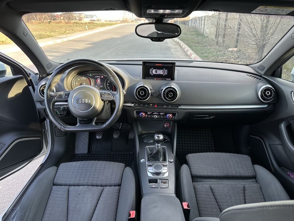 Audi A3 Diesel 2.0 Led Bang & Olufsen Trapa Camera semne circulatie