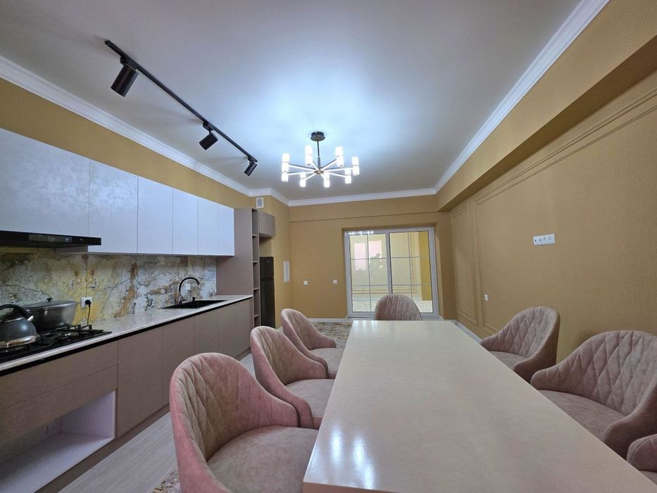 3 хонали люкс квартира ижарага берилади! Нурхон. Гостиница Дустлик