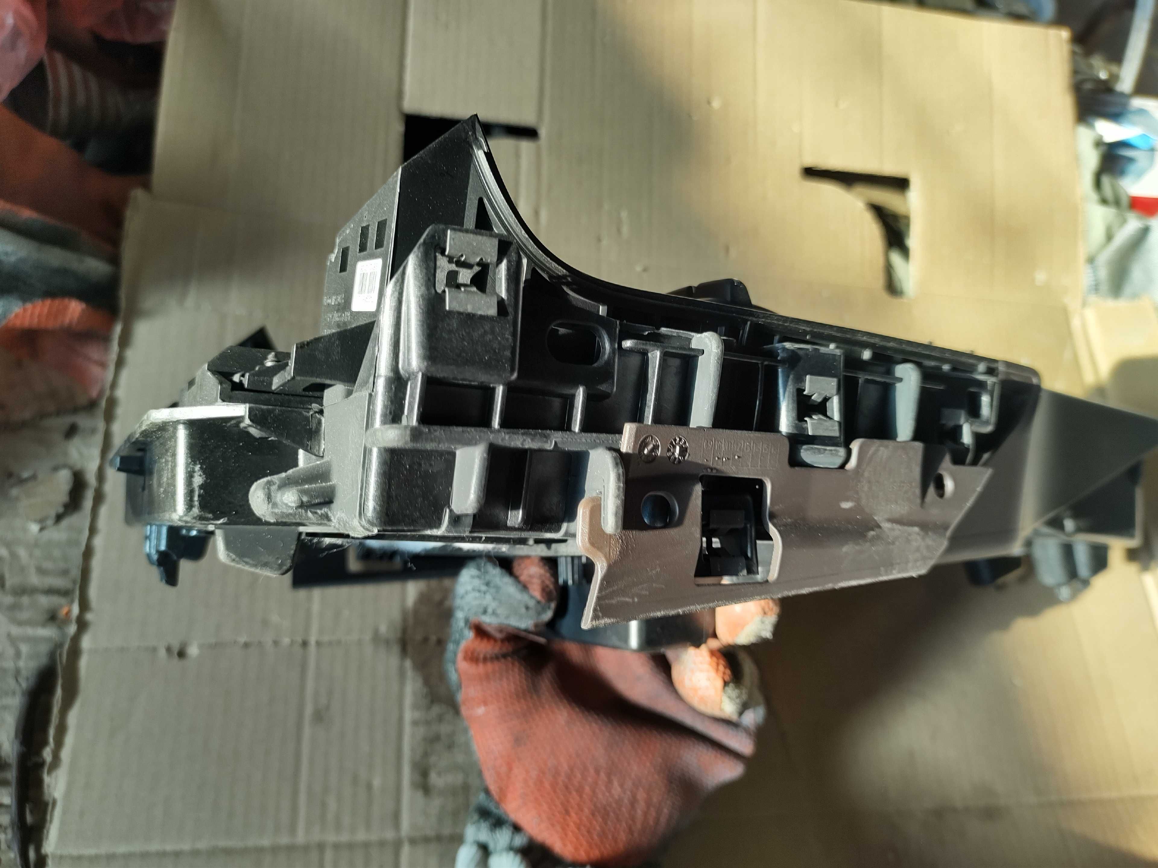 Централна Конзола Климат Контрол Porsche Cayenne 3.0D 92A/EG22/2012