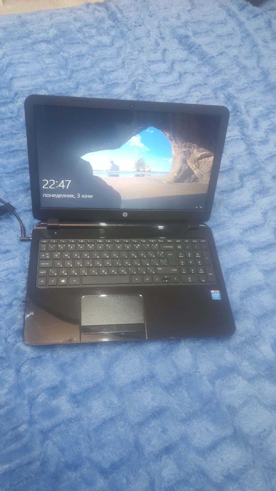 Продавам лаптоп HP
