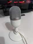Microfon Razer seiren mini