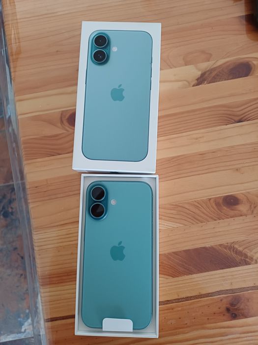 Iphone 16 nou. A fost desfăcut doar pentru poze