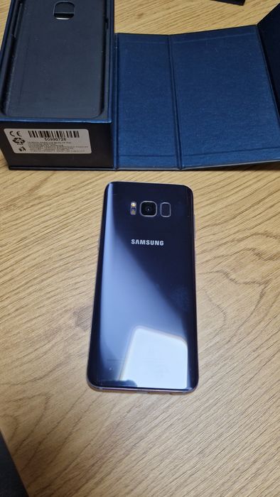 Смартфон Samsung Galaxy S8
