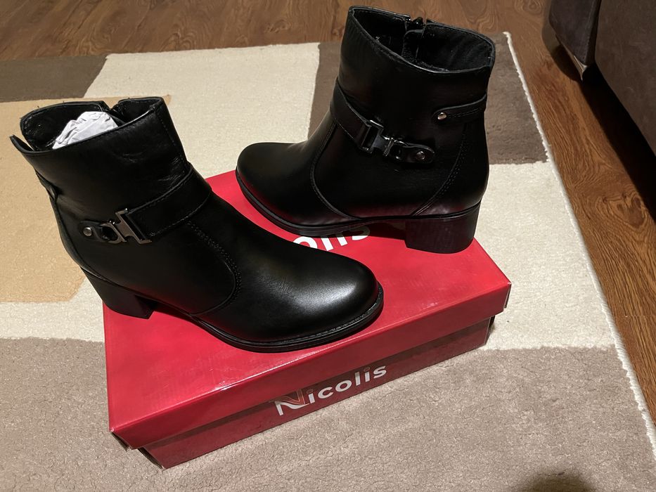 Ghete ( botine ) Nicolis 38