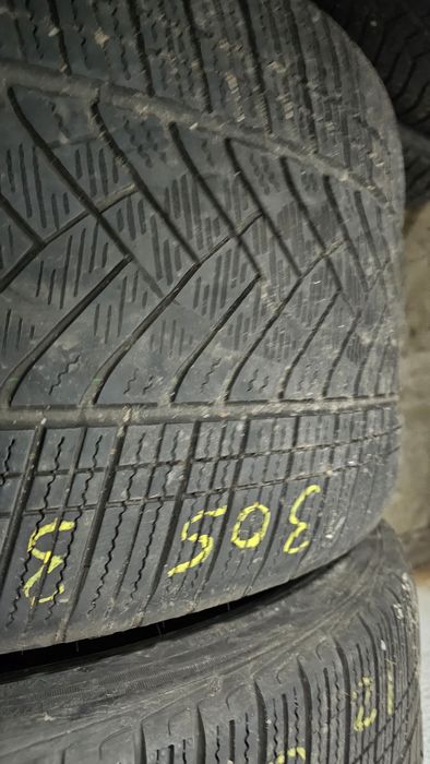 305 30 21 m+s goodyear