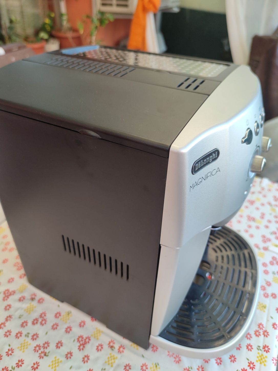 Delonghi Magnifica