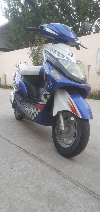 Vand sau schimb cu trotineta electrica la valoarea scuterului