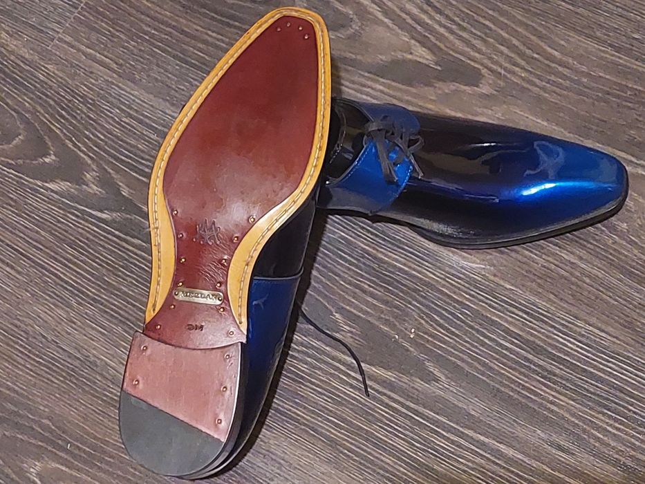 Vand Schimb Pantofi Originali din Piele Marca Mezlan nr 41/42 noi.