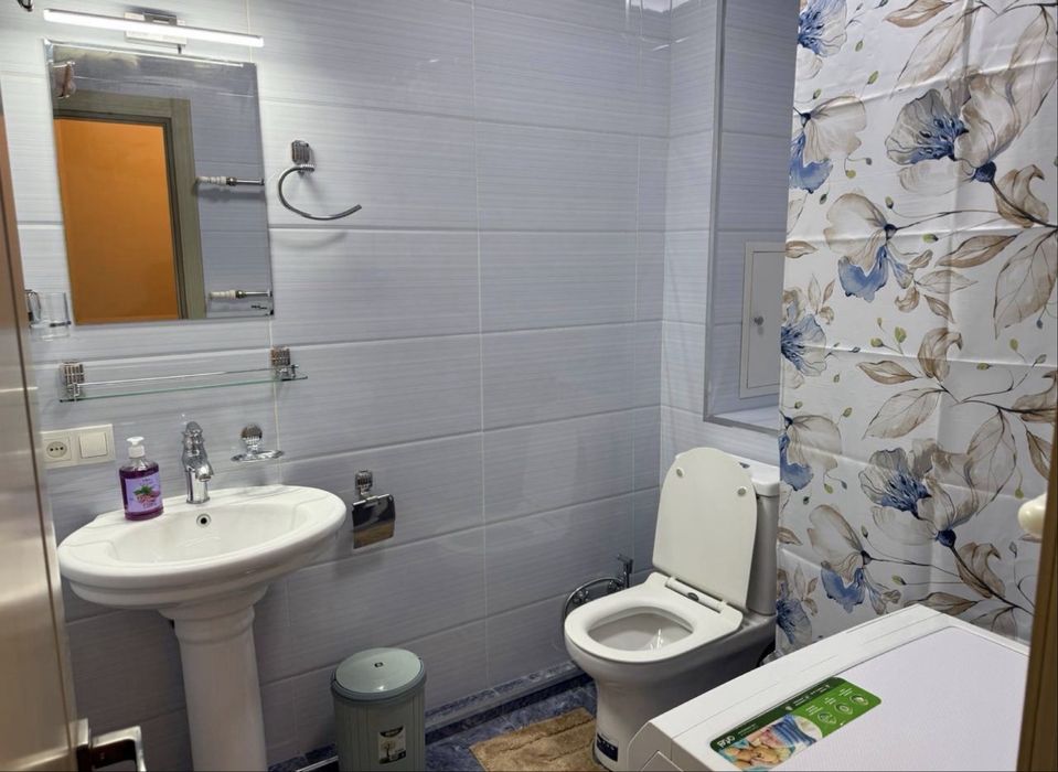 Сдается 2 ком Метро Новза. Предоплата за 3 месяца