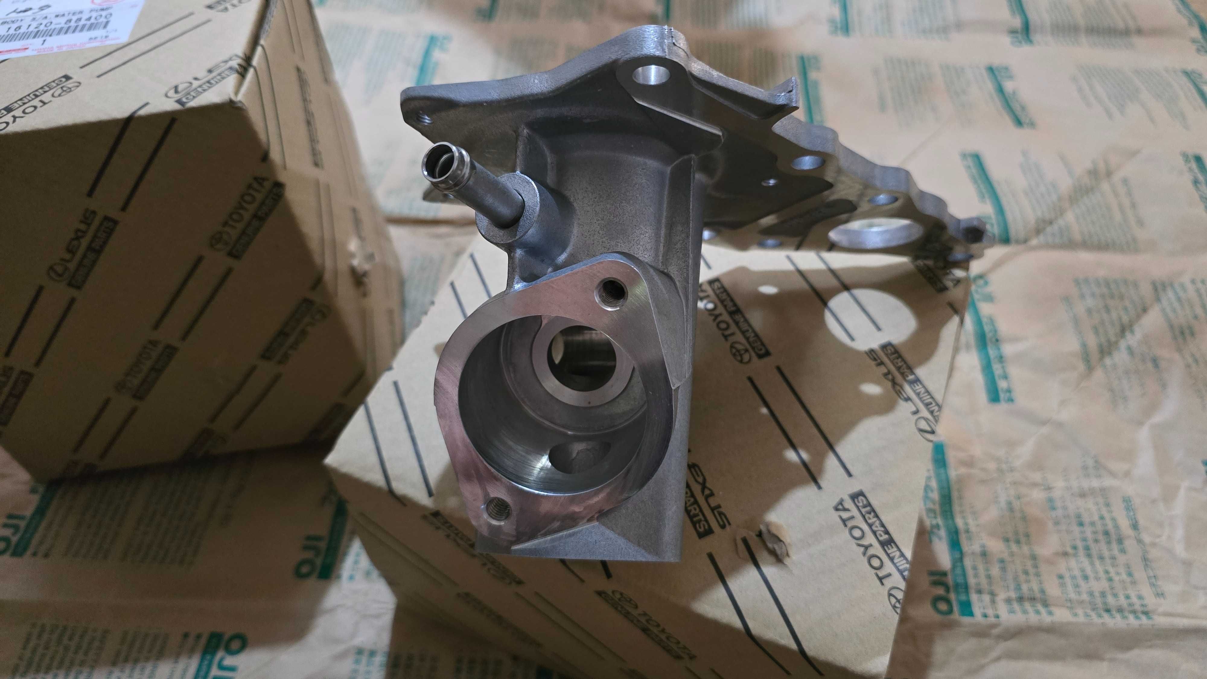 Помпа водяная 2JZ-GTE 1JZ-GTE VVTi