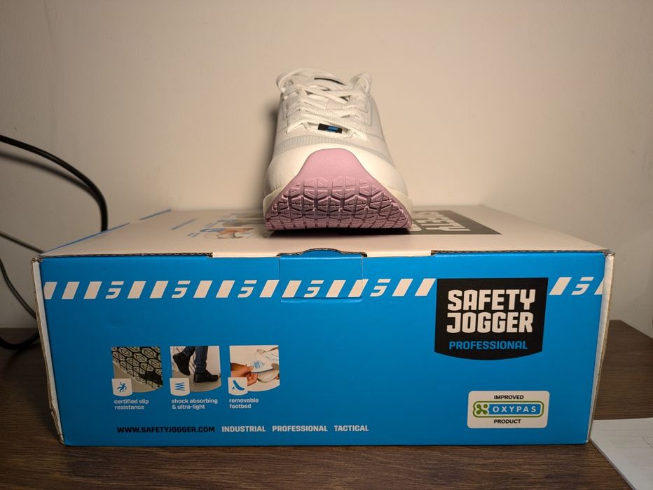 Papuci de damă pentru muncă