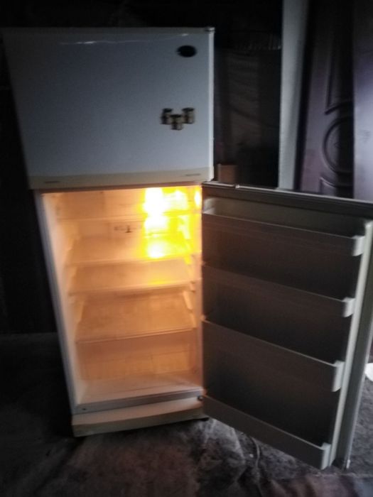 Продаётся холодильник