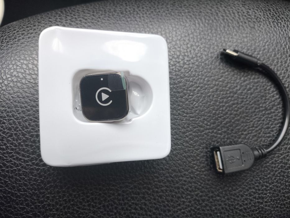 Adaptor USB Carplay/Android auto nou