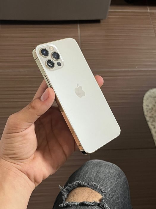 - Vand IPhone 12 Pro Gold 256Gb
