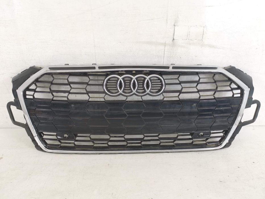 Радиаторна решетка Ауди А5 2 [фейслифт] Оригинална / Radiatorni reshet