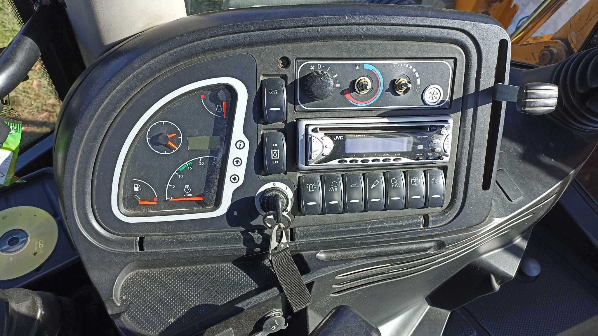 Комбиниран багер-товарач JCB 3CX ECO