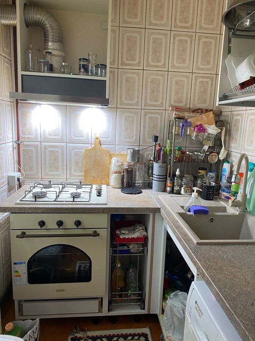 Închiriez ap. cu 3 camere ,et. 2, CraiovitaNouă