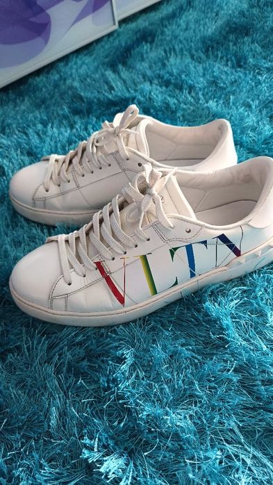 Valentino Garavani 42.5