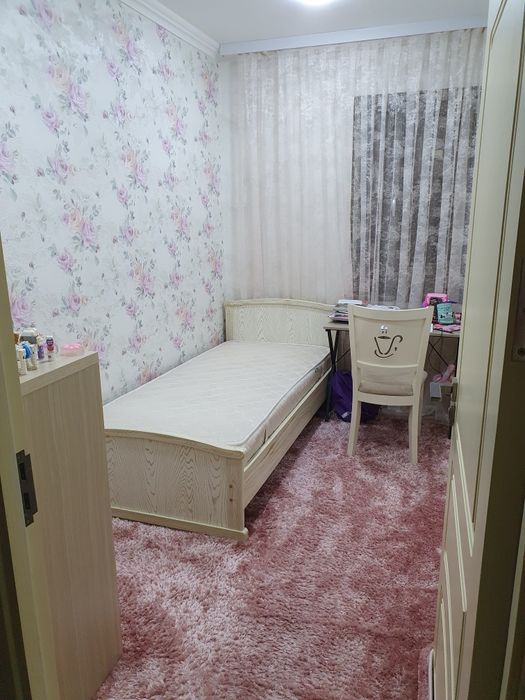 Продаётся своя четырёхкомнатная квартира на Ганге.