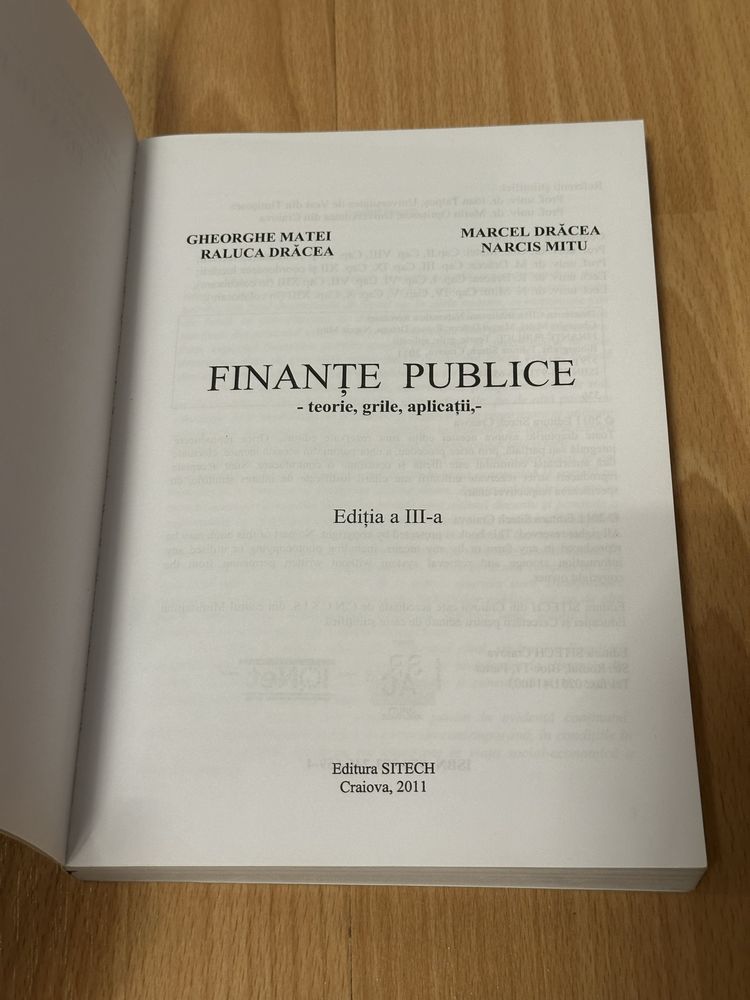 Vand carte Finante Publice