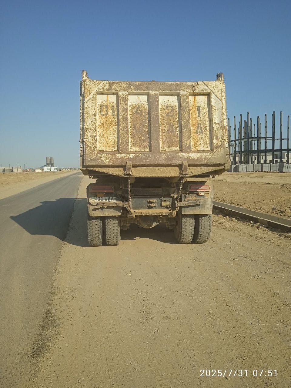 Продается Shacman SX3254