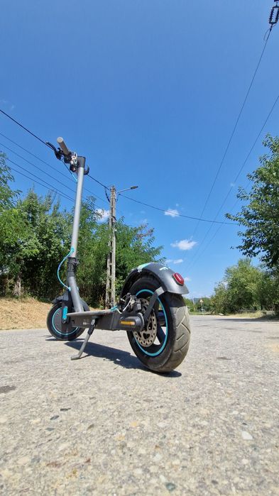 Vând trotinetă motus