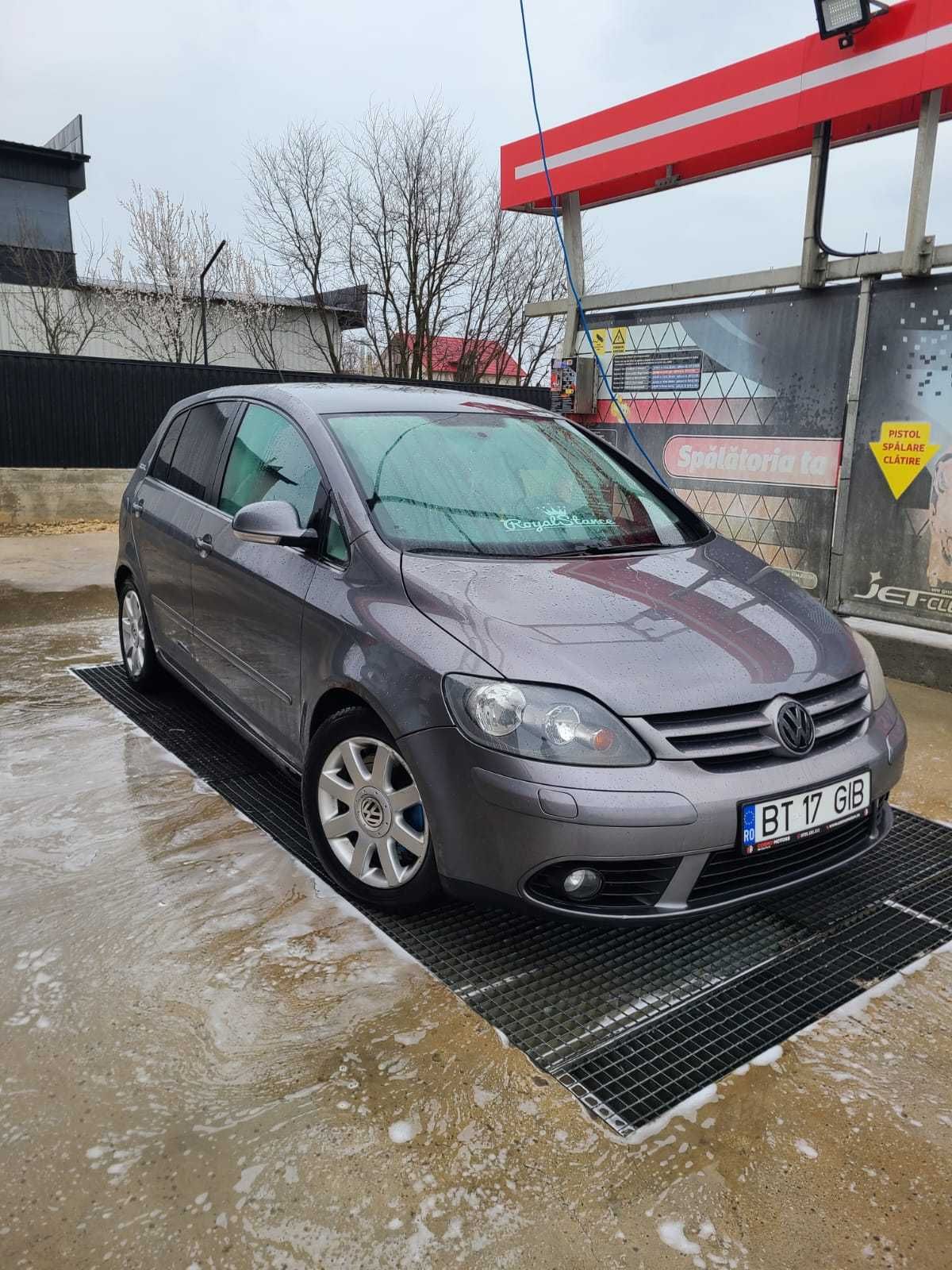 Vând Golf 5 plus! An 2006!