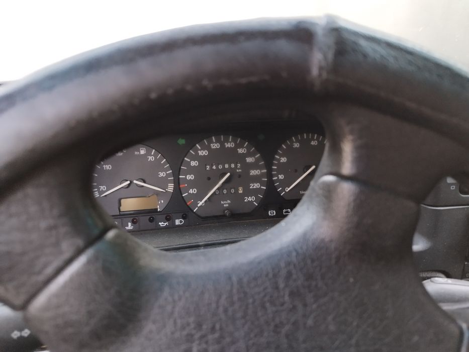 Продавам Пасат Б4 2000куб. 115к.с газ/бензин