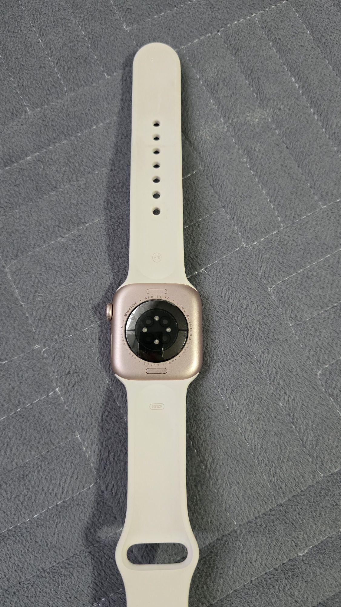 Продам apple watch 10