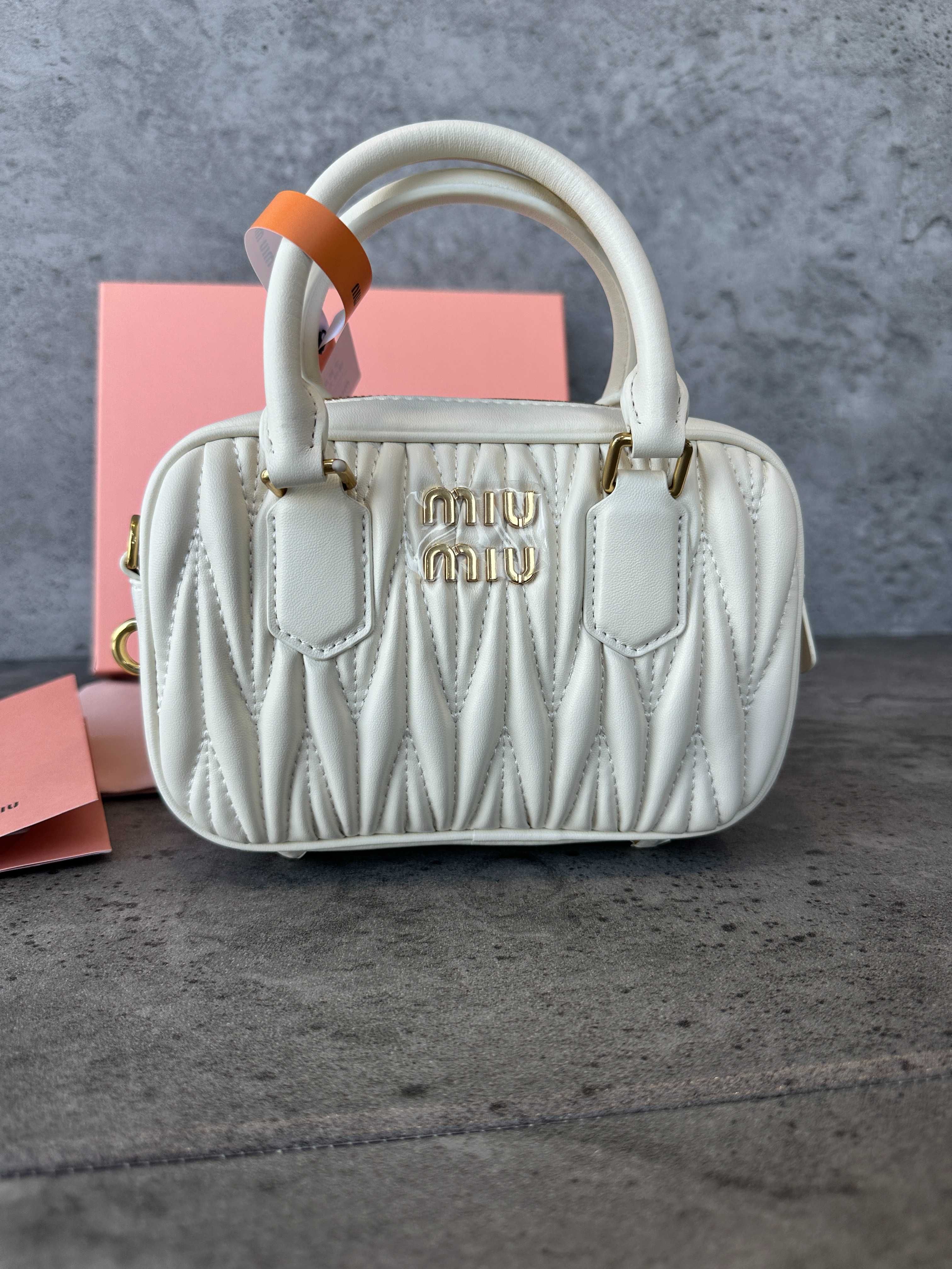 Дамска Чанта MIU MIU