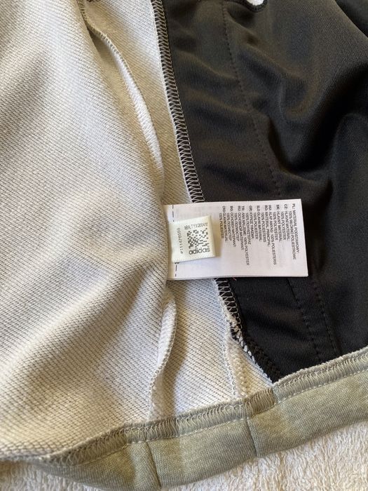 Vînd Vesta Adidas xl