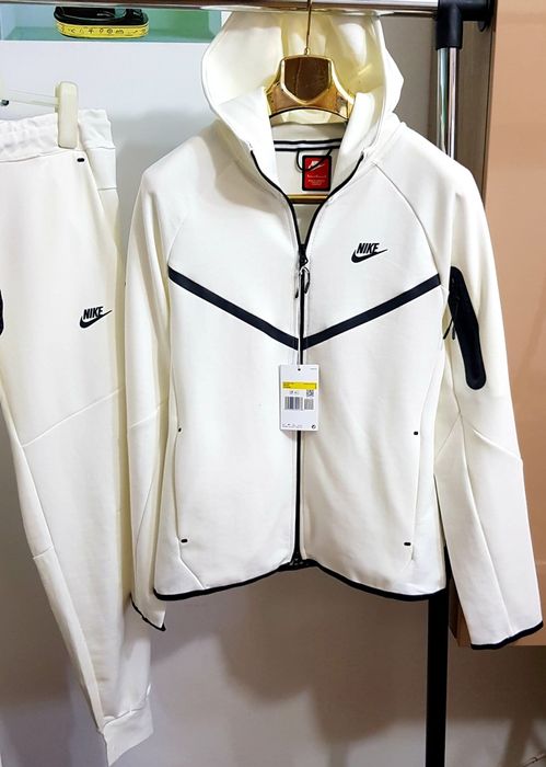 Nike Tech Fleece bumbac colectia premium